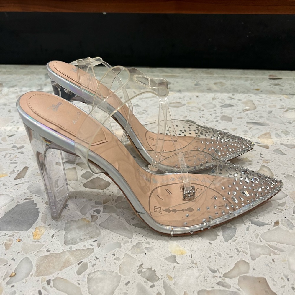 NYE Disney Cinderella x Aldo Rhinestone “Glass Slipper” Heels Limited Addition - Picture 11 of 12